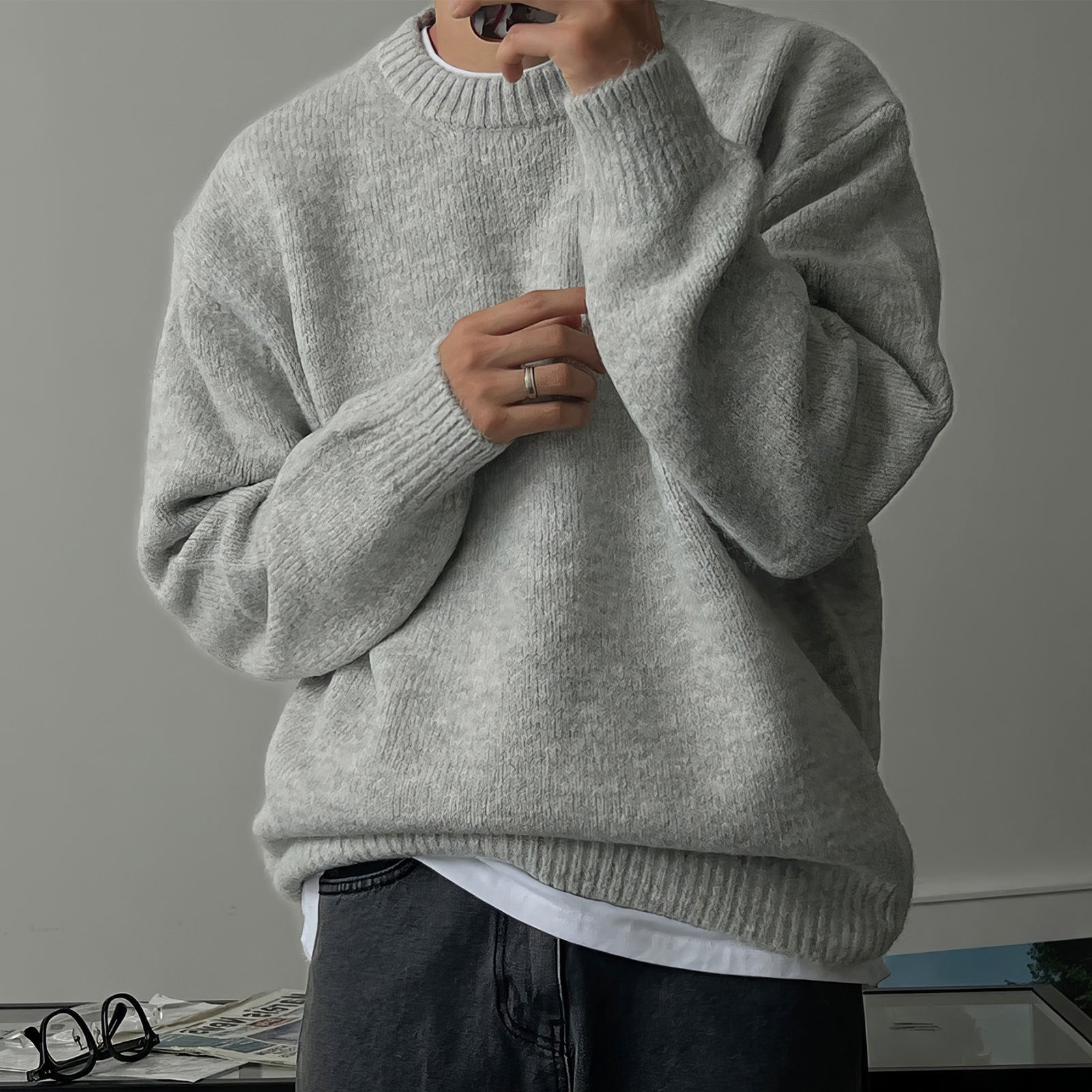 Solid Color Drop-shoulder Round Neck Sweater Men's Warm Thickened Sweater