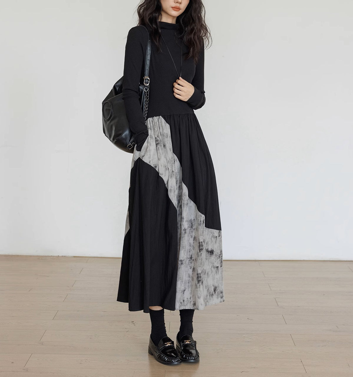 Cold Wind Black Irregular Inner Dress