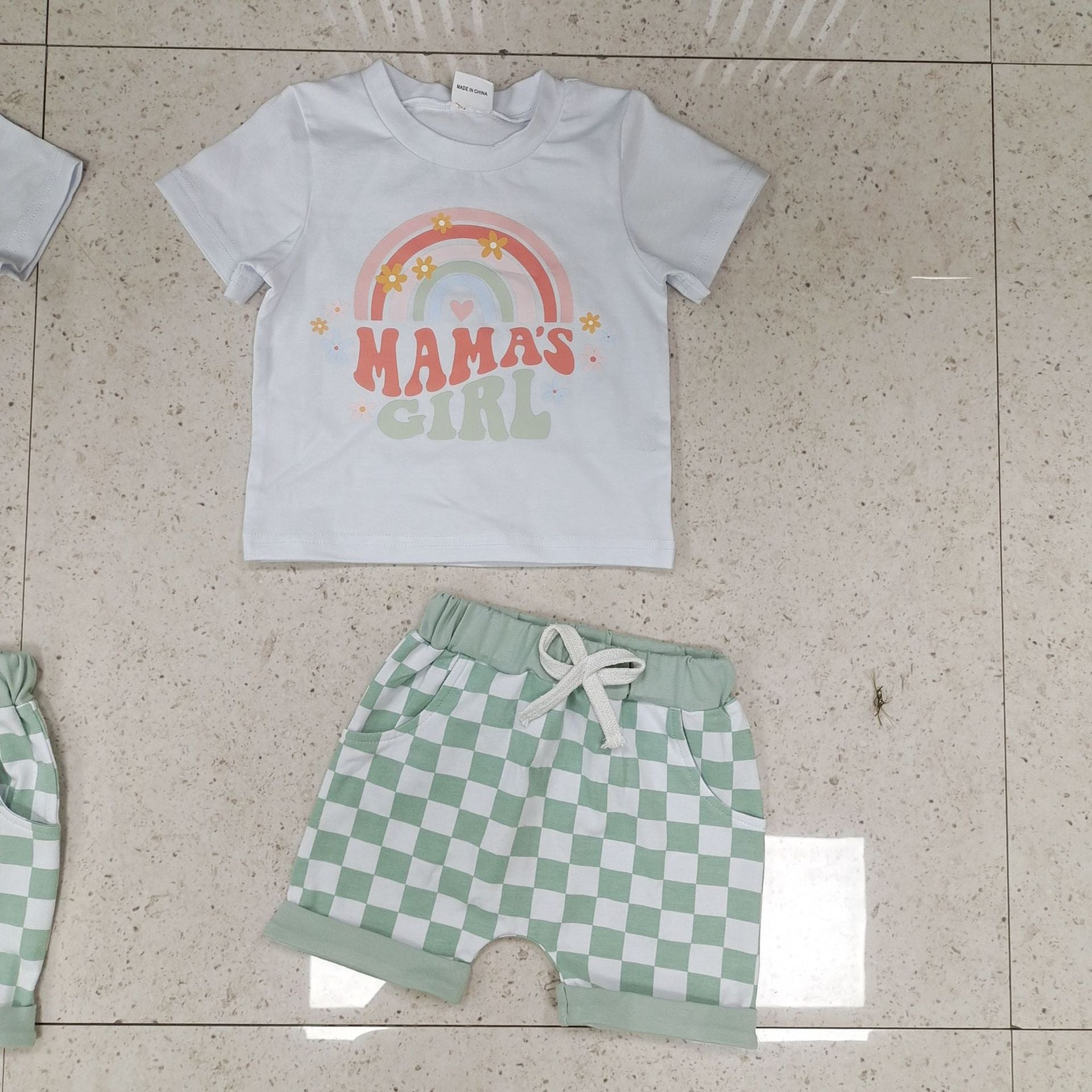 Girls' Checkered Short-sleeved Shorts Suit