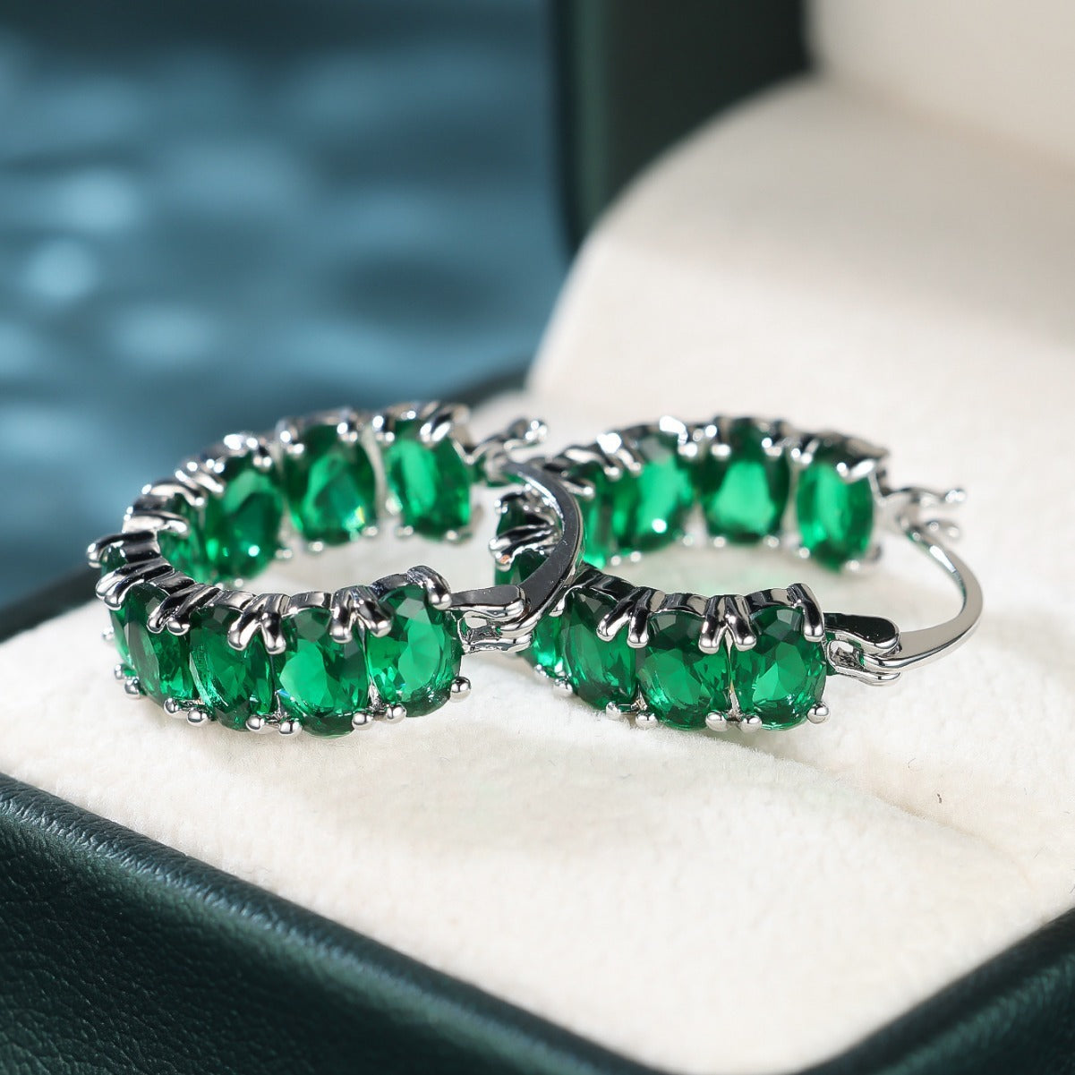 Egg-shaped Generous Earrings Ear Clip Women