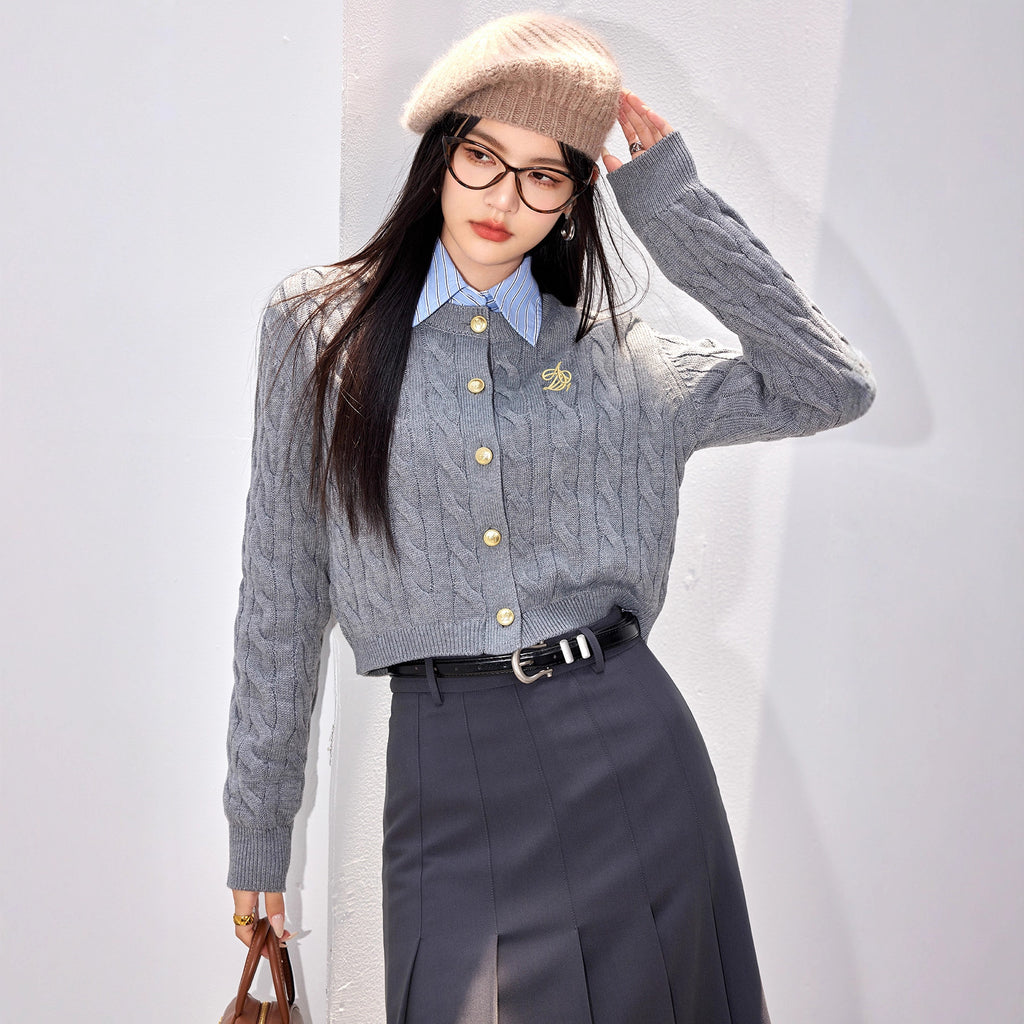 Chic Gray Knit Cardigan with Cable Pattern Long Sleeve Fitted Top for Women