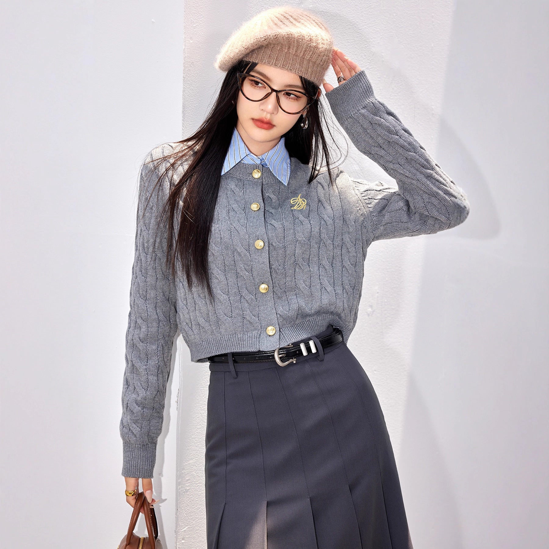 Chic Gray Knit Cardigan with Cable Pattern Long Sleeve Fitted Top for Women