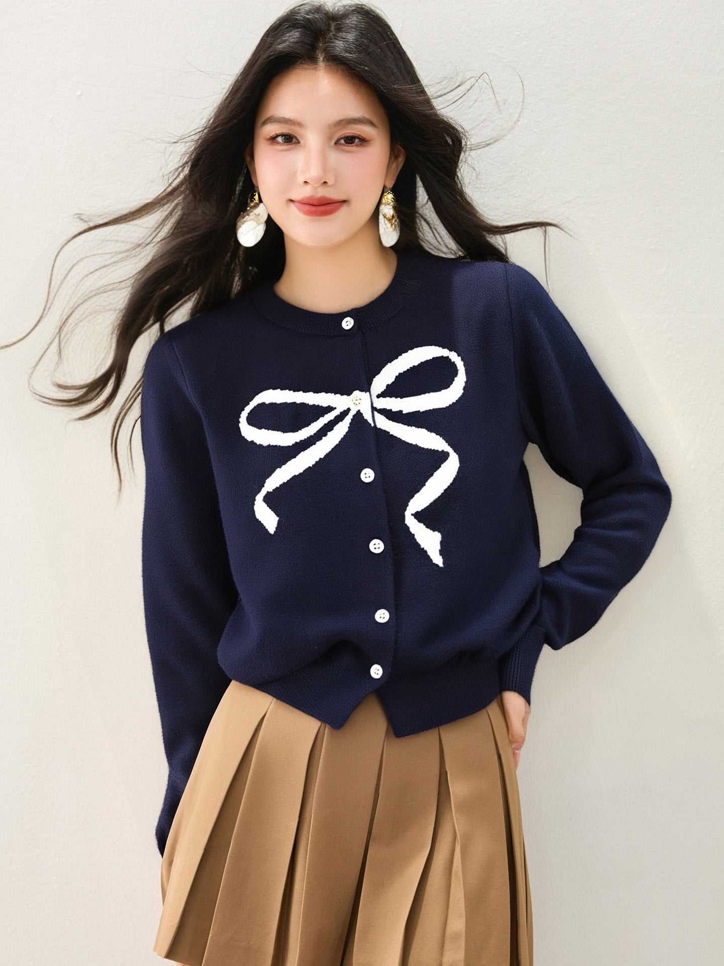 Soft Knit Cardigan with Round Neck and Bow Print for Women, Autumn Casual Top