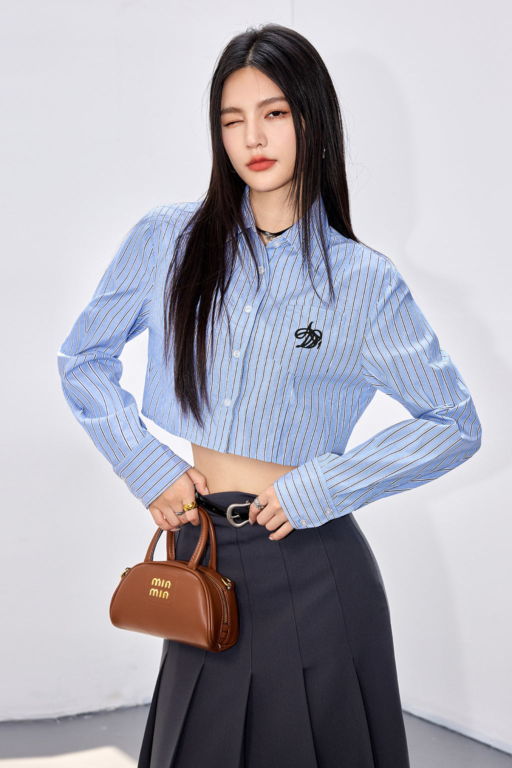 Chic Gray Knit Cardigan with Cable Pattern Long Sleeve Fitted Top for Women