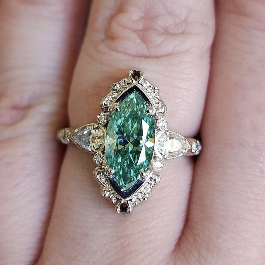 Ornament Alloy Inlaid Green Horse Eye Zircon Ring Women's Diamond Ring