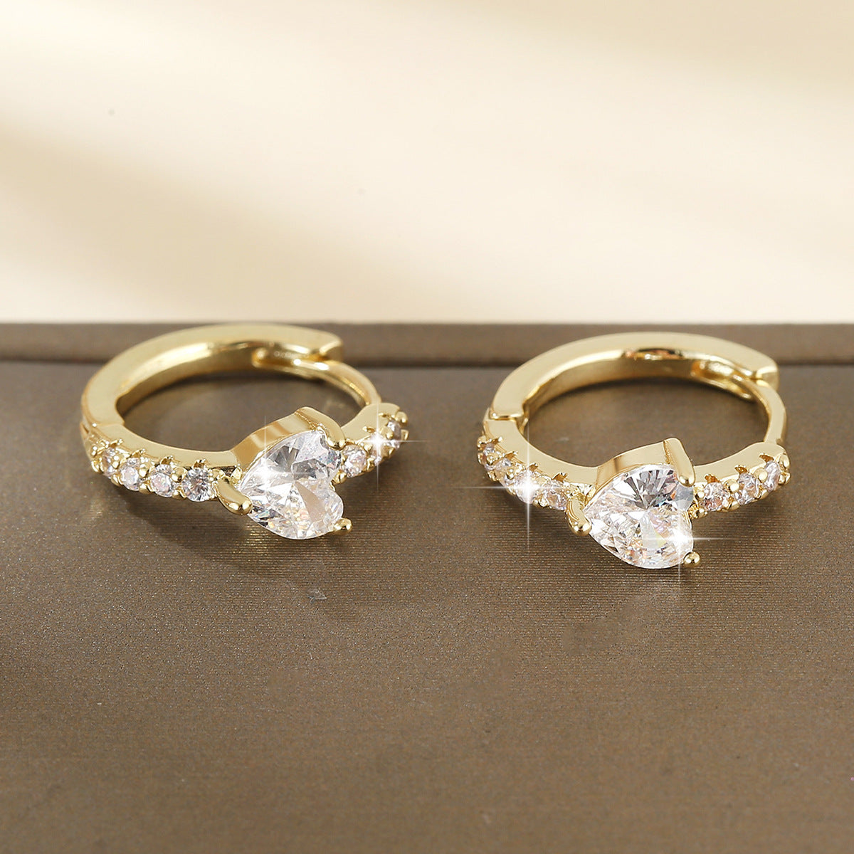 European And American Style Luxury Love Round Ear Clip Fashion Trend