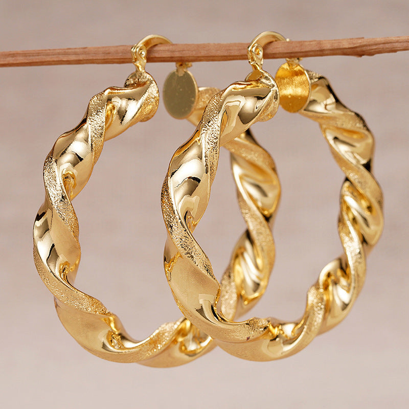 Ear Clip Female Geometric Ring Design