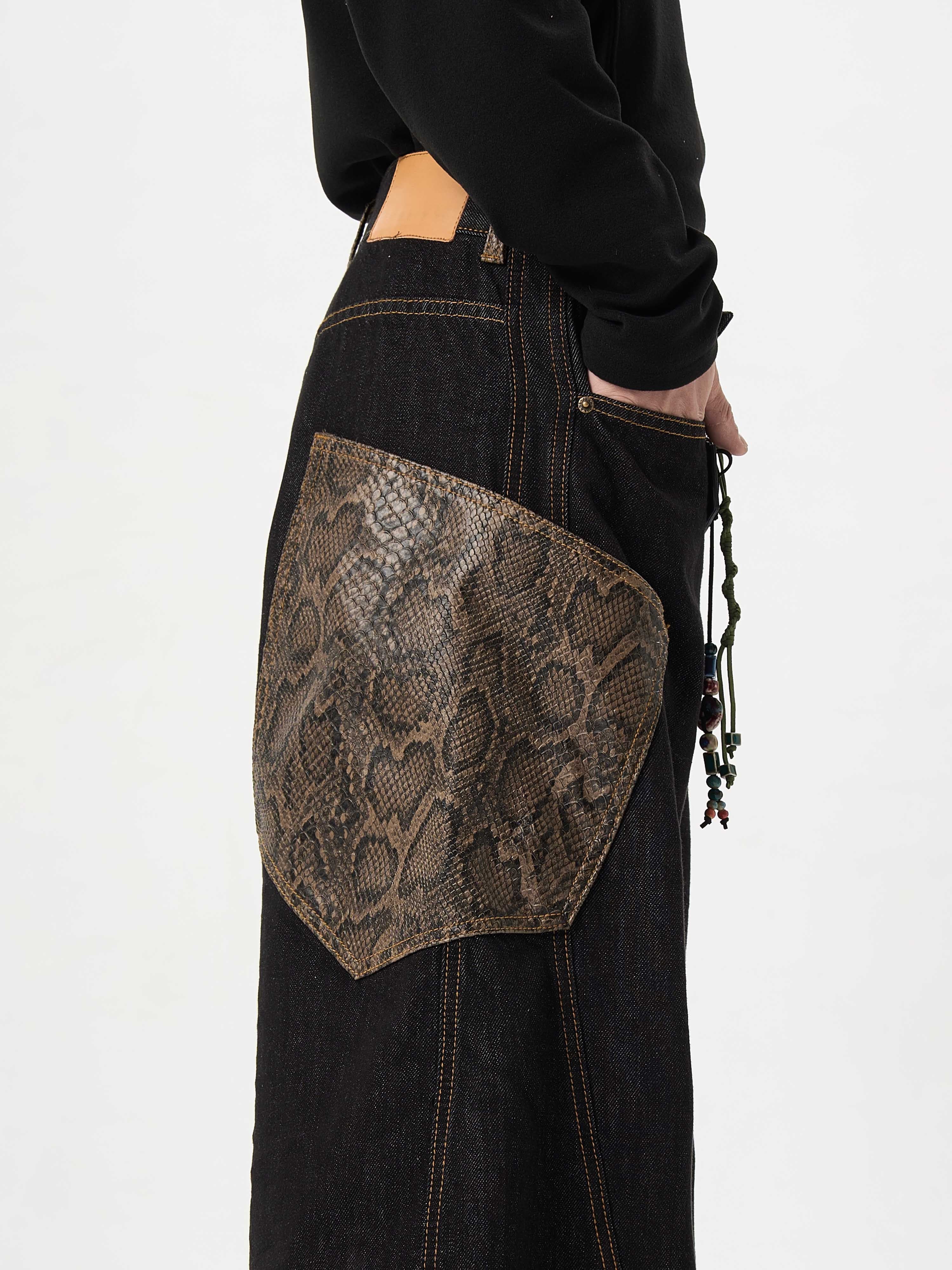 Black Jeans With Wide Legs For Men And Women