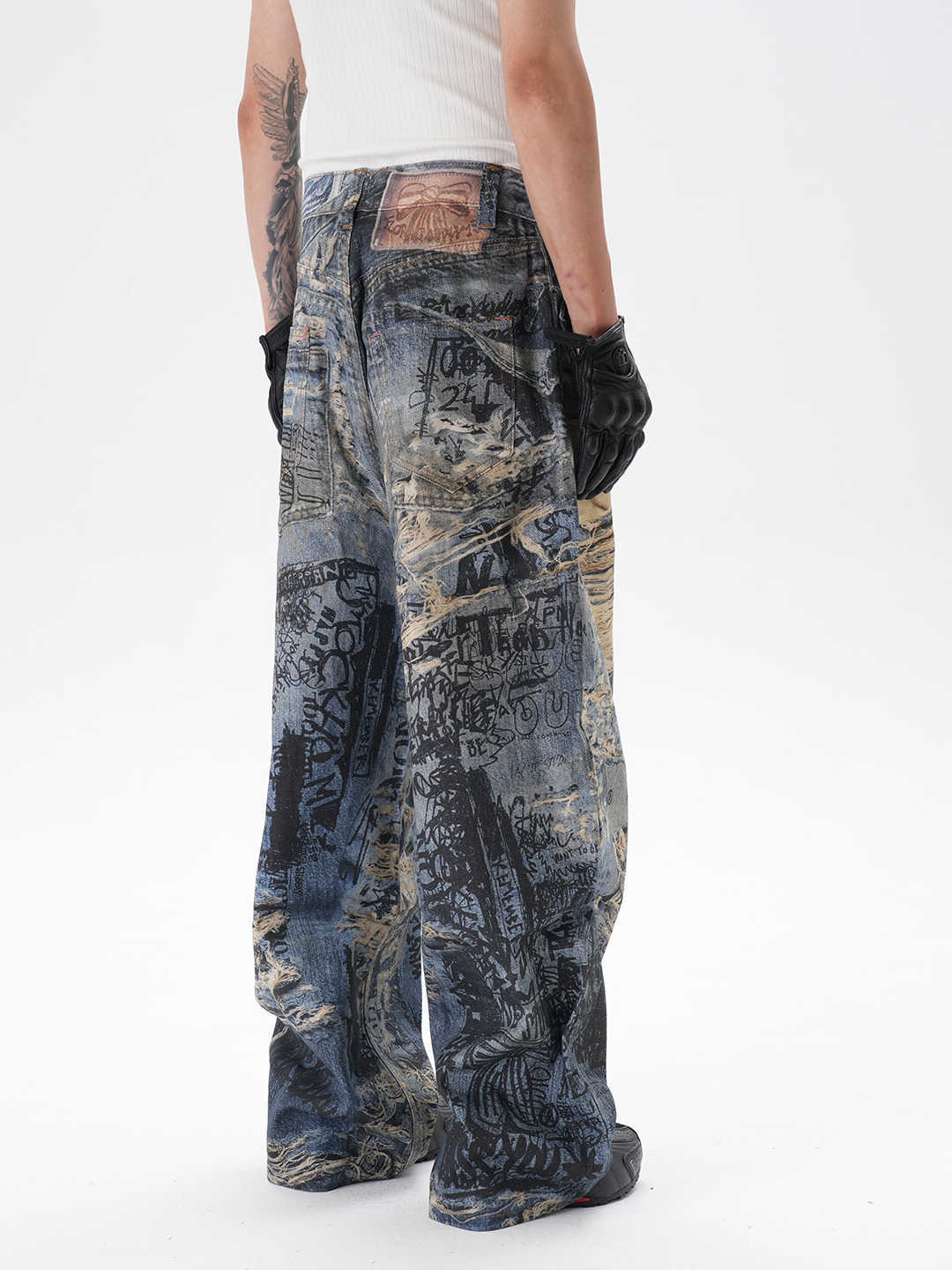 3D Digital Printing Ripped Graffiti Straight Jeans