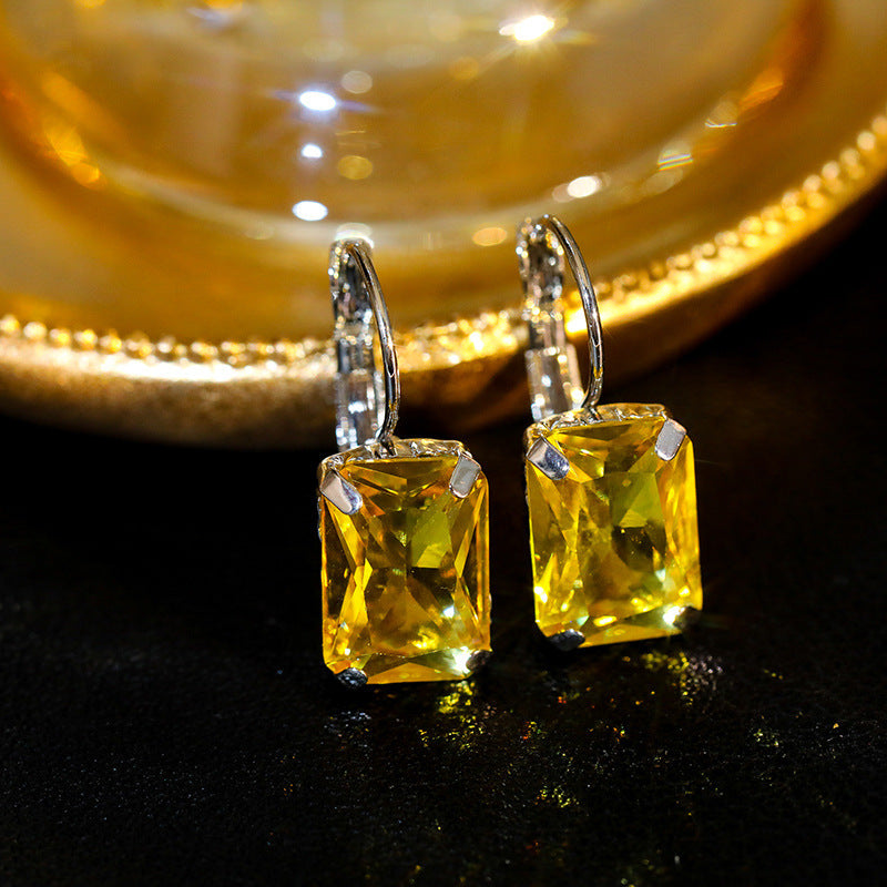 Women's Fashion Exquisite Square Crystal Earrings